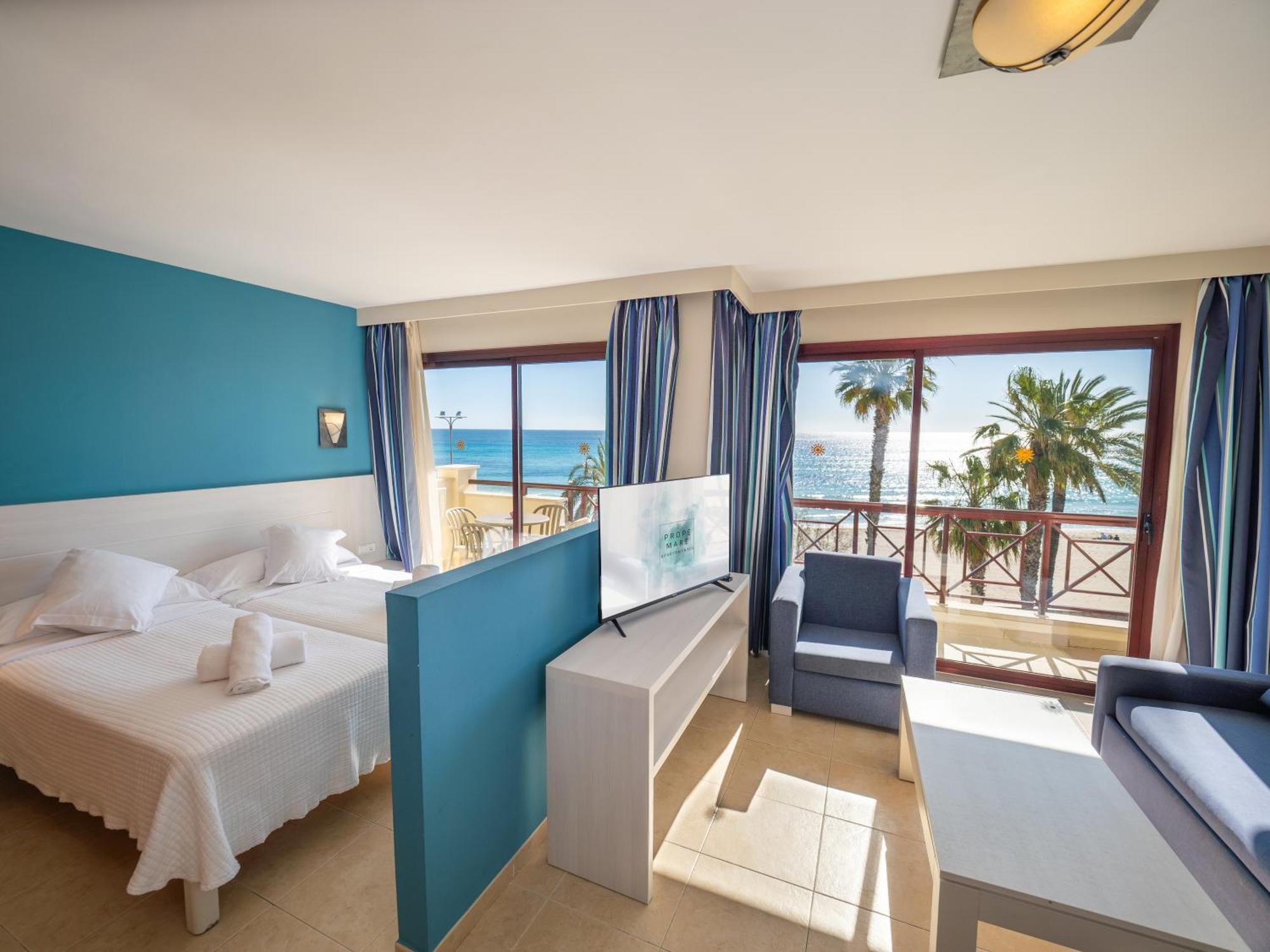 Prope Mare Apartamentos กาลามิยอร์ ภายนอก รูปภาพ