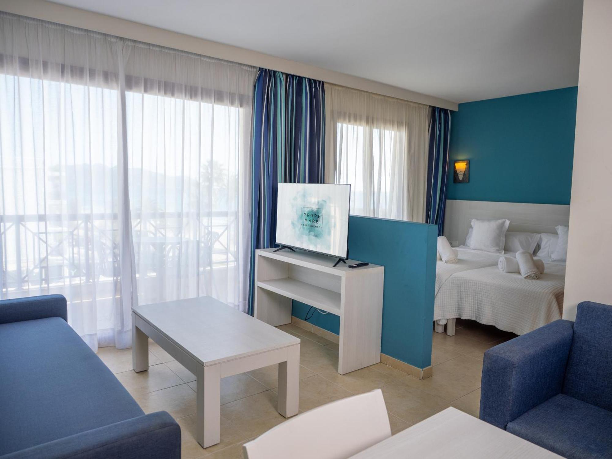 Prope Mare Apartamentos กาลามิยอร์ ภายนอก รูปภาพ